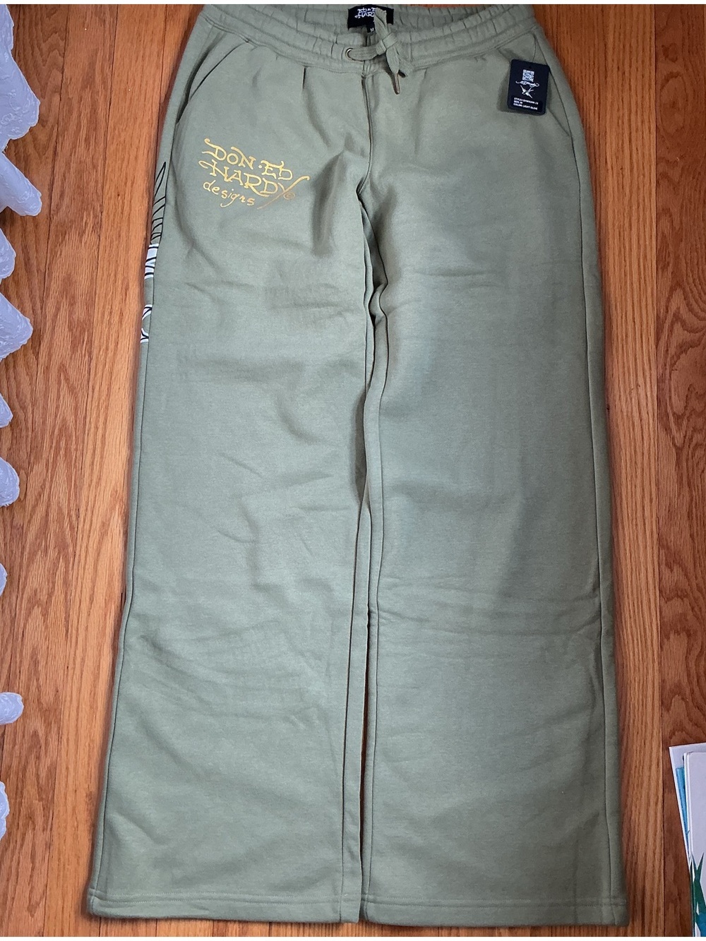 Ed Hardy pants - Picture 4 of 4